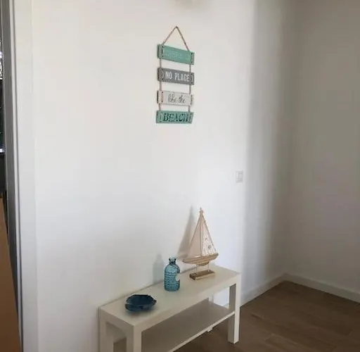 Apartamento T2 Montegordo A 500 M Da *